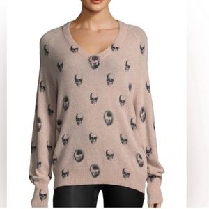 SKULL CASHMERE v neck blush sweater size medium. 100% cashmere